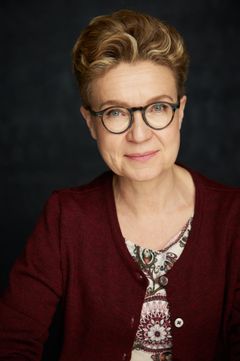 Kirjailija Sirpa Kähkönen.