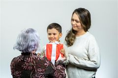 Lahja lähimmäiselle -keräys toi jouluiloa tuhansille.