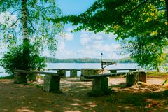 Hvittorpin kurssikeskus sijaitsee Vitträsk-järven rannalla.