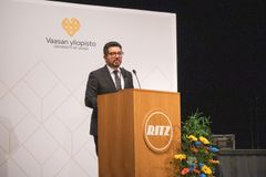 Pohjanmaan kauppakamari -palkinnon saaja professori Miadreza Shafie-khah