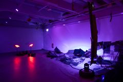 Anna Rokka: Yötuuli. HAM galleria 24.1.2025–9.3.2025. Kuva: HAM/Sonja Hyytiäinen.