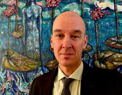 Toivo Hurme Elenian strategia- ja yhteiskuntasuhdejohtajaksi.