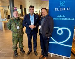 Elenian maakuntatapaamiset ovat keskeinen osa yhteistyötä, jolla sähköverkkoa kehitetään alueiden tarpeisiin. Antti Ukkonen, Jorma Myllymäki ja Kimmo Niskanen Elenian maakuntatapaamisessa Ylivieskassa.