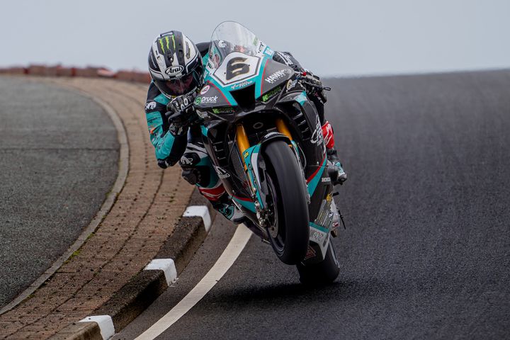 Michael Dunlop saapuu haastaamaan Erno Kostamon King of Imatra -tittelistä