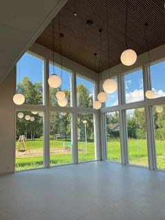 Pirttirannan päiväkoti sisältä. Kuva ruokalasta.