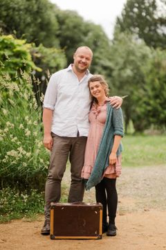 Sana-aarteita. Kuvassa Jonas Bergqvist ja Susanne Marins