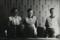 Hankkija ensimmäinen mylly Loimaa koeleivontaa 1910-1920