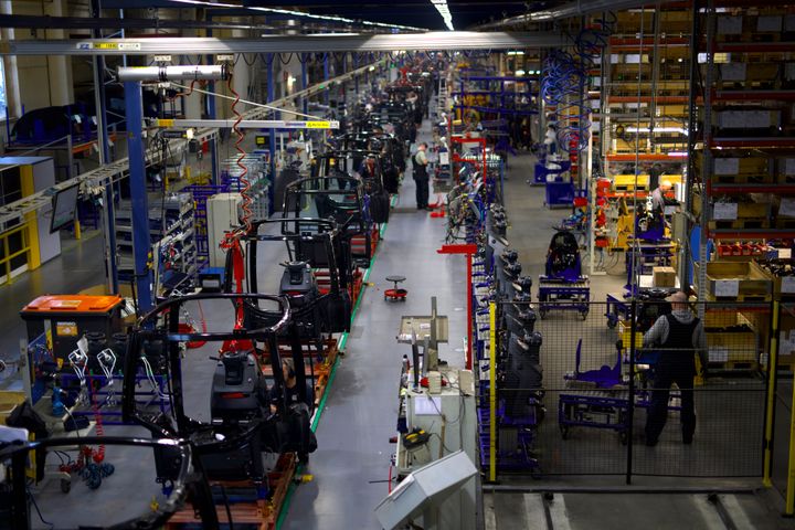 Perheyritysten osuus alueensa yrityskannasta on suurin Etelä-Pohjanmaalla. Kuvassa MSK Groupin toimitilat Kauhavan Ylihärmässä.