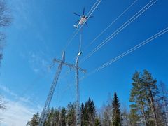 Tykkylumisensorin asennus helikopterilla