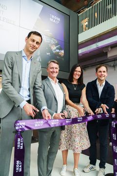 Martin Hikel (Piirinjohtaja) , Thomas Heilmann (Kansanedustaja), Barbara Wittenberg (CTO) ja Philipp Schröder (CEO).