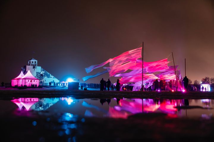 Frozen People -festivaali rakentuu jälleen Nallikariin 28. helmikuuta. Kuva Nallikarista, Frozen People -tapahtumasta. Harri Tarvainen.