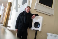 Det nya ljudverket The Logos för rymdens signaler till Uleåborgs domkyrka. I verket av konstnären Andrew Melchior har snabba radioutbrott från rymden omvandlats till hörbar musik och kombinerats med en berättande komposition.