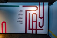 PLAY-näyttely on koettavissa Oulussa vuoden loppuun saakka. Sen jälkeen 17 taiteilijan ryhmänäyttely siirtyy Tallinnaan.