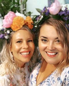 Ansvarig handledare Susanne Peltola (till vänster) och klienthandledare Tyyne-Maria Malmström.