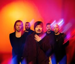 Happoradio - suomalainen rock-yhtye, joka on tunnettu tarttuvista melodioistaan, vahvoista lyriikoistaan ja energisestä lavakarismastaan.