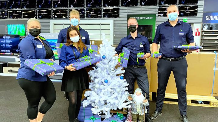 Lappeenrannan Gigantin joululahjoitus paikalliselle Hope ry:lle tukee nuorten digitaalisia valmiuksia ja ennaltaehkäisee syrjäytymistä.