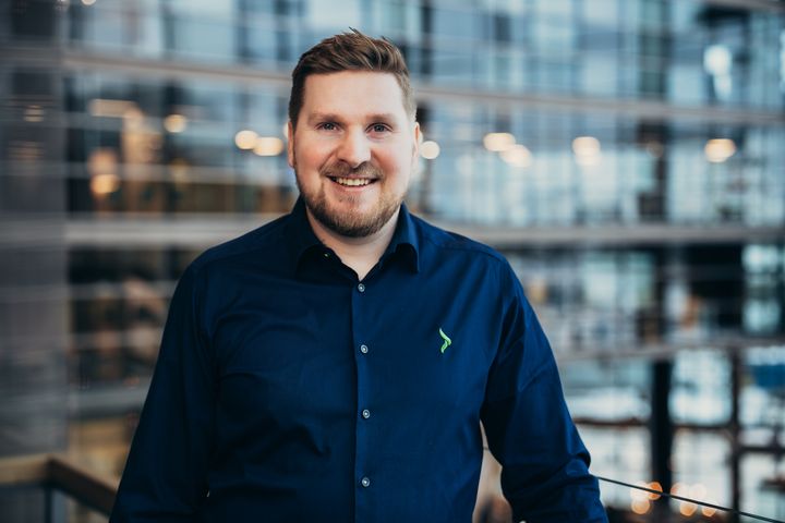 Gigantin uusi Head of B2B, Raul Friman, haluaa tuoda yrityspalvelut lähemmäksi asiakkaiden arkea.