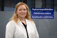 Syöpätautien ja palliatiivisen keskuksen ylilääkäri Minna Jääskeläinen Lapin keskussairaalasta