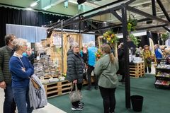 Messuilta löytyi idoita ja asiantuntijoiden vinkkejä pihalle ja puutarhaan.