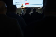 Sami Laiho puhumassa Digiturvallisuusmessuilla.