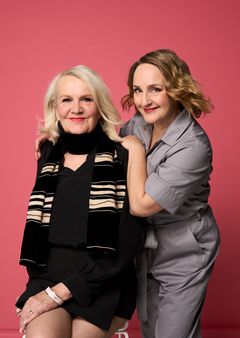 Sattuu ja tapahtuu -podcast -pressikuva2