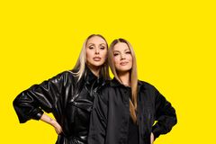 Sana on vapaa - Sointu Borg & Janni Hussi (1)