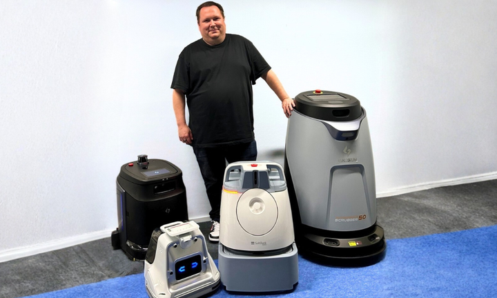 Reijo Matela on ISS:n ensimmäinen robottien esihenkilö