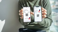 Digitaaliset lehdistökortit puhelimissa.