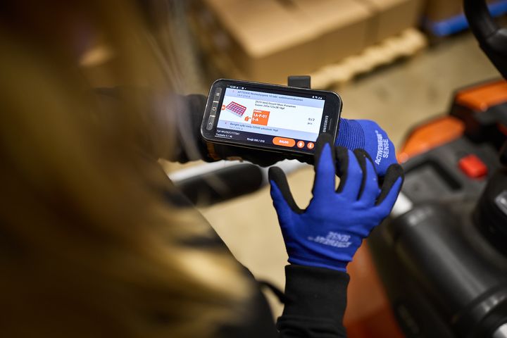 Devoca esittelee Talk’nPick WMS -ratkaisun Suomen markkinalle Logistiikka-messuilla Tampereella 9.–10.9.2026