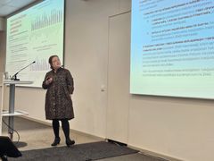 MDI:n Kirsi Siltanen esitteli selvitystä, jonka mukaan sähköalan työvoiman saatavuuteen liittyy selviä riskejä, mutta myös käyttämättömiä mahdollisuuksia.