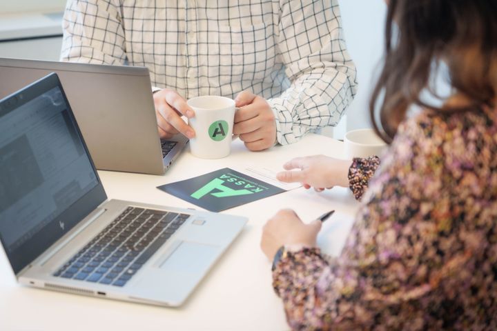 Työllisyyspalveluiden tarkoitus on auttaa kassan jäseniä työllistymisessä. Työllisyyspalveluiden tarkoitus on auttaa kassan jäseniä työllistymisessä.