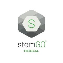 Logo, jossa on harmaa kuusikulmio ja keskellä vihreä S-kirjain. Teksti: stemGO Medical.