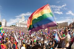 Helsinki Pride -kulkueen lähtöpiste on perinteisesti ollut Senaatintori.