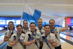 Joukkuehopeaa Suomeen!