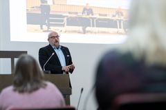 Pyöreä pöydän tilaisuuden avaajana toimi hyvinvointialuejohtaja Harri Hagman