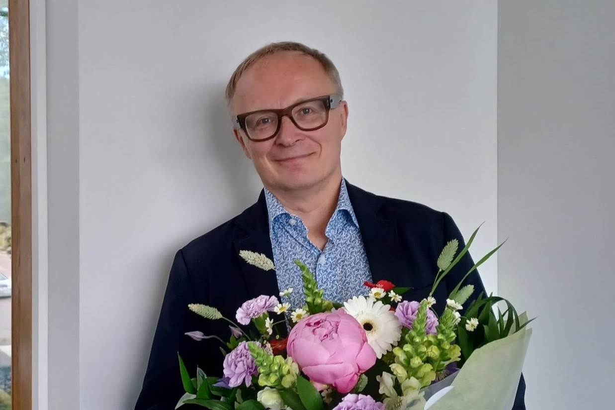 Kari Hakari valittiin Kymenlaakson hyvinvointialuejohtajaksi
