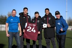 Vasemmalta alkaen kuvassa: Tuomas Mattelmäki, Konstantinos Mavropanos, Aaron Creswell, Alphonse Areola, Simo Kekäläinen.