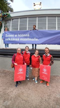 Lähetysseura oli mukana Fingon järjestämässä tempauksessa, jossa järjestöt vastustivat kehitysyhteistyöhön suunniteltuja leikkauksia budjettiriihen alkaessa 1.9.2025.