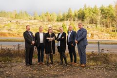 EWQ Zone Oy:n hallituksen jäsenet ja toimitusjohtaja Sampo Brisk yhteiskuvassa.
