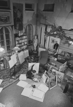 Tove Jansson Helsingin ateljeessaan ennen sen remonttia, 1949
