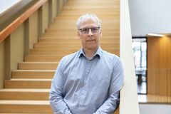 Aalto-yliopiston taloustieteen professori OttoToivanen