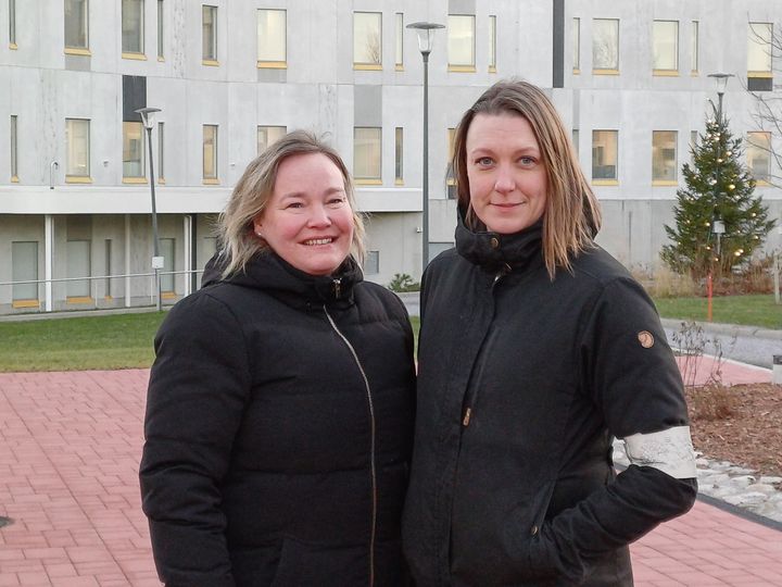Heli Ylihärsilä och Jenni Isotalo