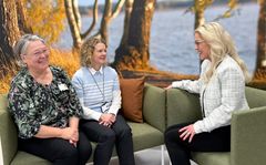 Kuvassa vasemmalta: Maija Vuori (vt. osastonhoitaja), Aija Kirsilä (osastonhoitaja) ja Ruut Liski (psykiatrian erikoislääkäri).