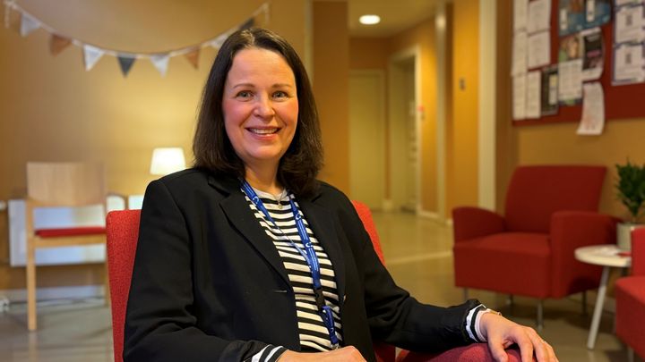 – Det är fint att vi kan erbjuda familjerådgivningens service i hela området. Vi önskar att familjer kontaktar oss med låg tröskeln och i ett tidigt skede, uppmanar familjerådgivningens servicechef Magdalena Abrams.