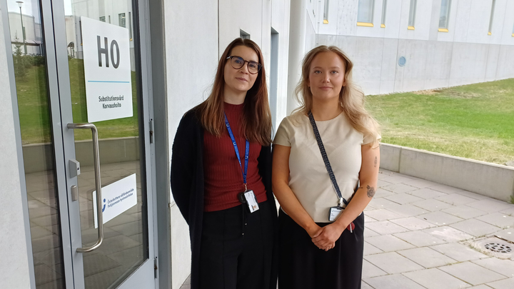 Projektchef Nadja Kakkuri och projektarbetare Riia Vakkuri.