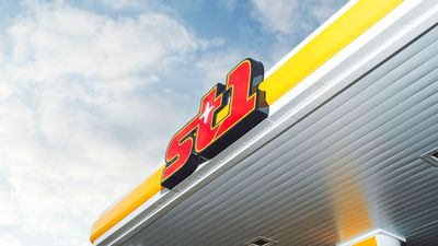 St1 rebrands 10 stations in the Finnish Lapland region during the summer