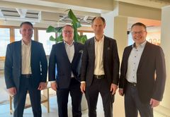 Kuvassa seisovat Teemu Metsola, Tuukka Ihalainen, Patrik Felixson ja Ilkka Töyrylä