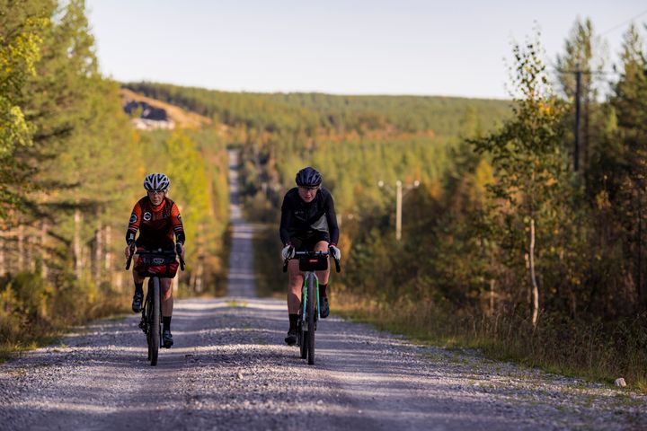 Rukan 900 kilometrin gravel-reitit tarjoavat unohtumattomia elämyksiä niin aloittelijoille kuin kokeneillekin pyöräilijöille.