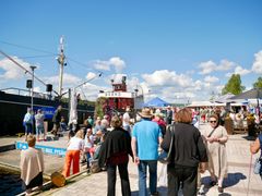 Puumalansalmi puhuu! järjestetään nyt toista kertaa kesäisessä satamassa.