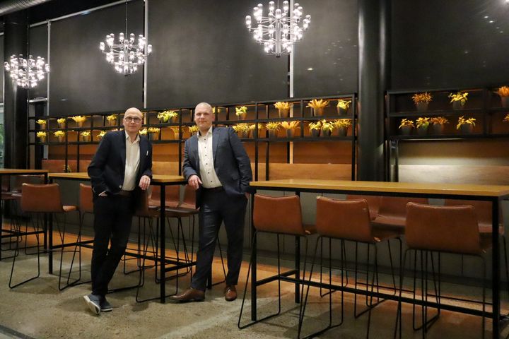 Tekova Oyj:n toimitusjohtaja Jaakko Heikkilä (vas.) ja uuden alueyhtiön Tekova Lounais-Suomi Oy:n aluejohtaja Jarno Saarinen näkevät potentiaalia Varsinais-Suomen ja Satakunnan alueissa.